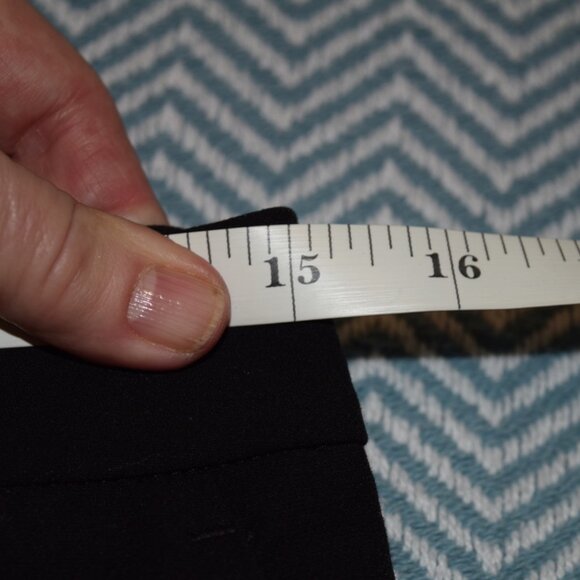 White House Black Market Black The Slim Ankle Pant 4 NWT - Picture 14 of 15